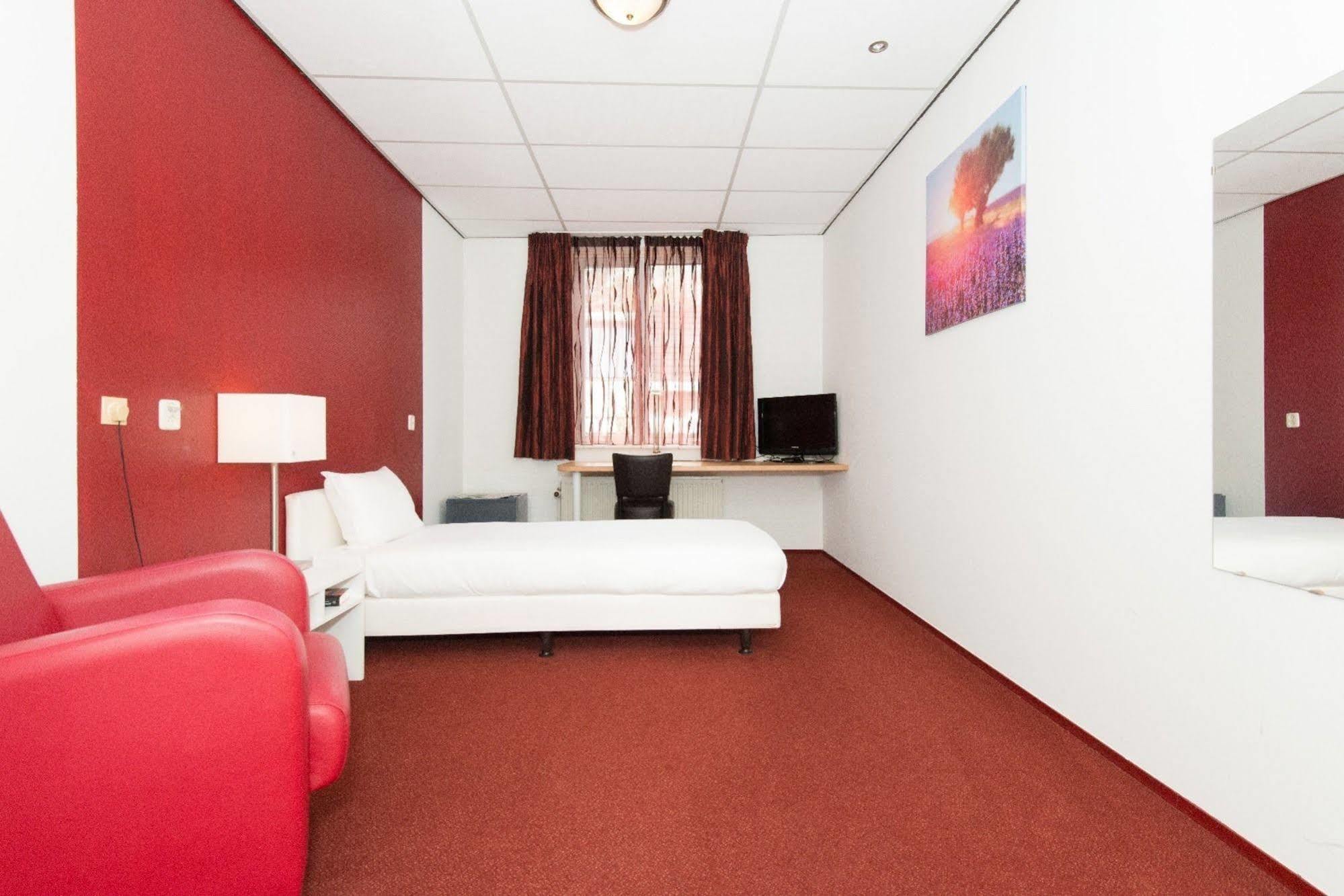 Parkhotel De Bosrand Ede Exteriör bild